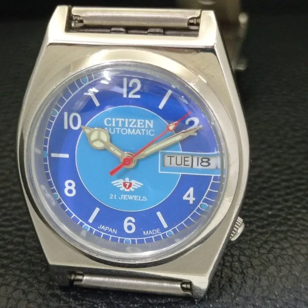 Vintage 1994 Citizen Automatic Mens Silver Watch W/daydate & Blue accents